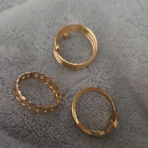 Elegant Gold-Tone Ring Set Of 3 NWOT